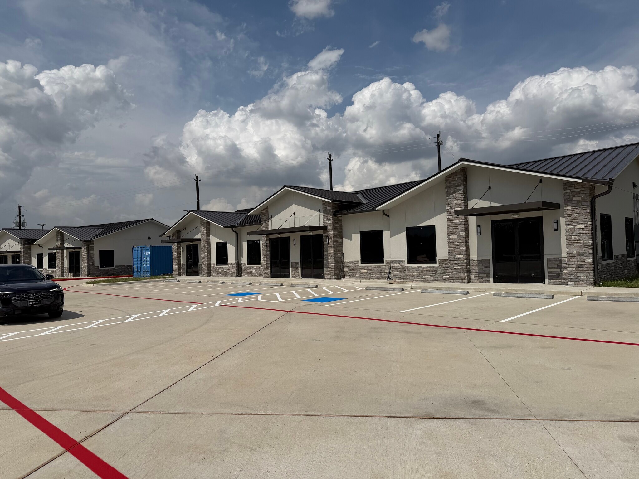 1849 Forest Park Ln, Pearland, TX for lease Primary Photo- Image 1 of 18