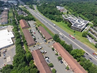 Plus de détails pour 351 Spook Rock Rd, Suffern, NY - Industriel à louer