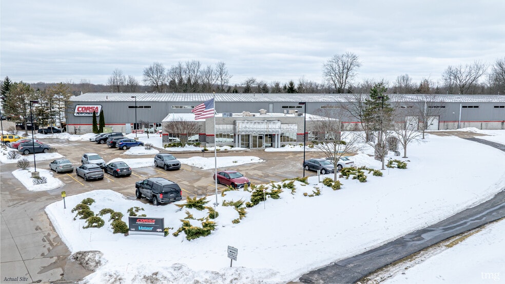 140 Blaze Industrial Pky, Berea, OH à vendre - Photo du bâtiment - Image 3 de 11