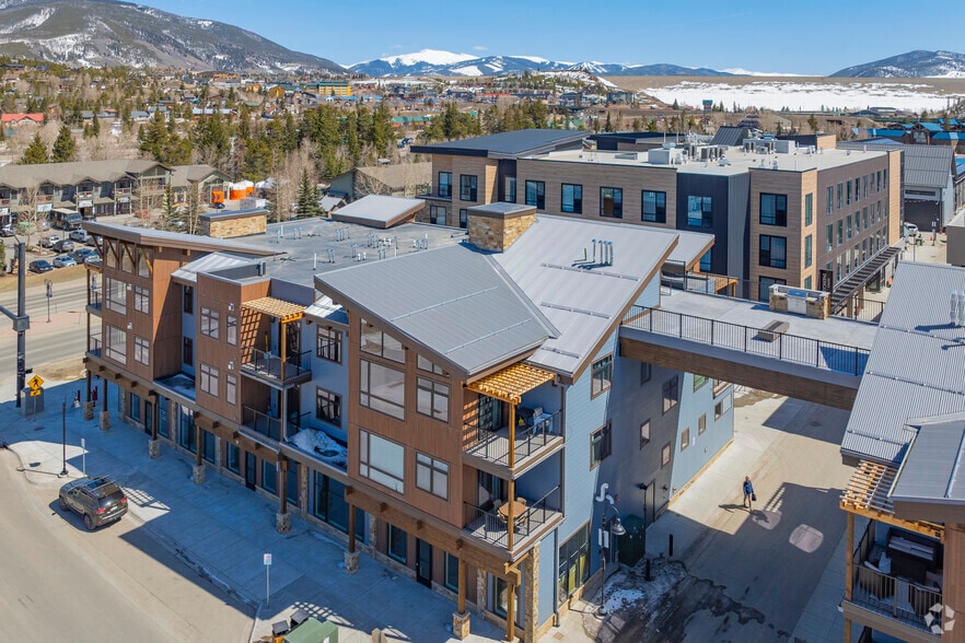 37 W 4th St, Silverthorne, CO for lease - Building Photo - Image 2 of 4