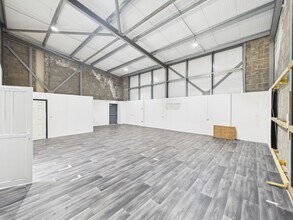 81 Glendoune St, Girvan for lease Interior Photo- Image 2 of 4