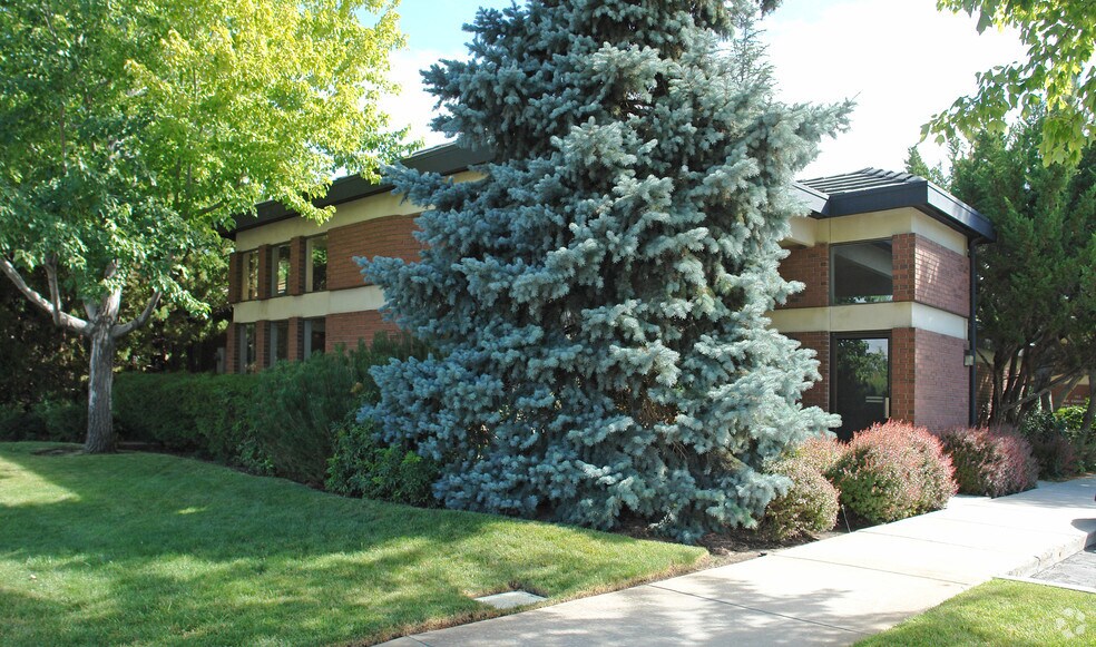 6363 W Emerald St, Boise, ID à vendre - Photo du bâtiment - Image 2 de 3