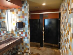 5100 Lee Hwy, Bristol, VA for sale Interior Photo- Image 2 of 20