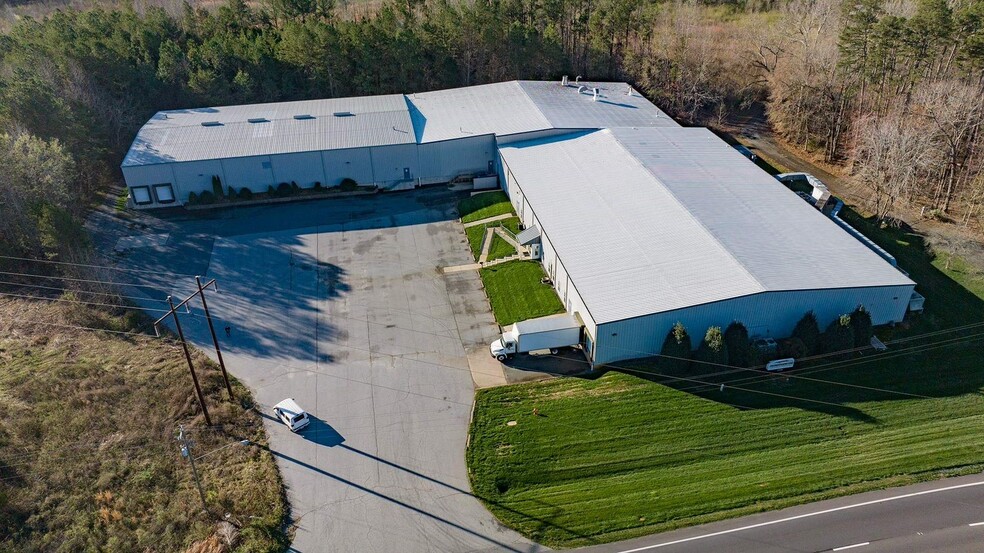 7718 US Highway 64 E, Ramseur, NC à vendre - Photo du b timent - Image 2 de 4