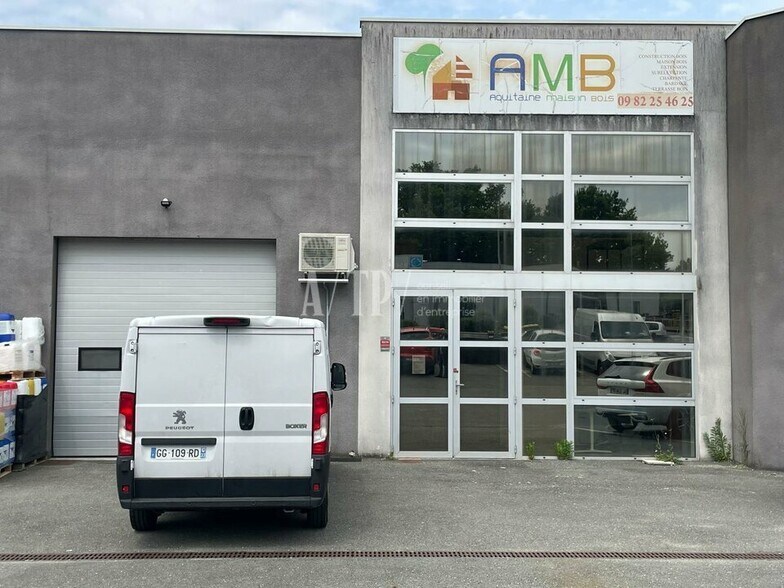 Flex in Eysines for lease - Building Photo - Image 1 of 12