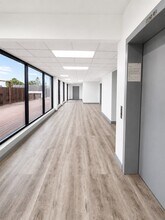 1120 S Robertson Blvd, Los Angeles, CA for lease Interior Photo- Image 2 of 14