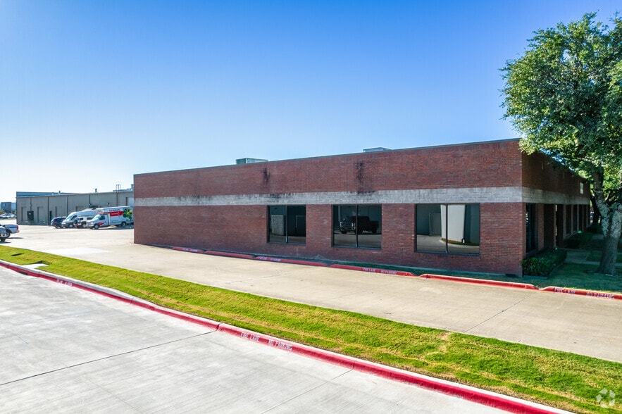 8 Prestige Cir, Allen, TX for lease - Building Photo - Image 2 of 4