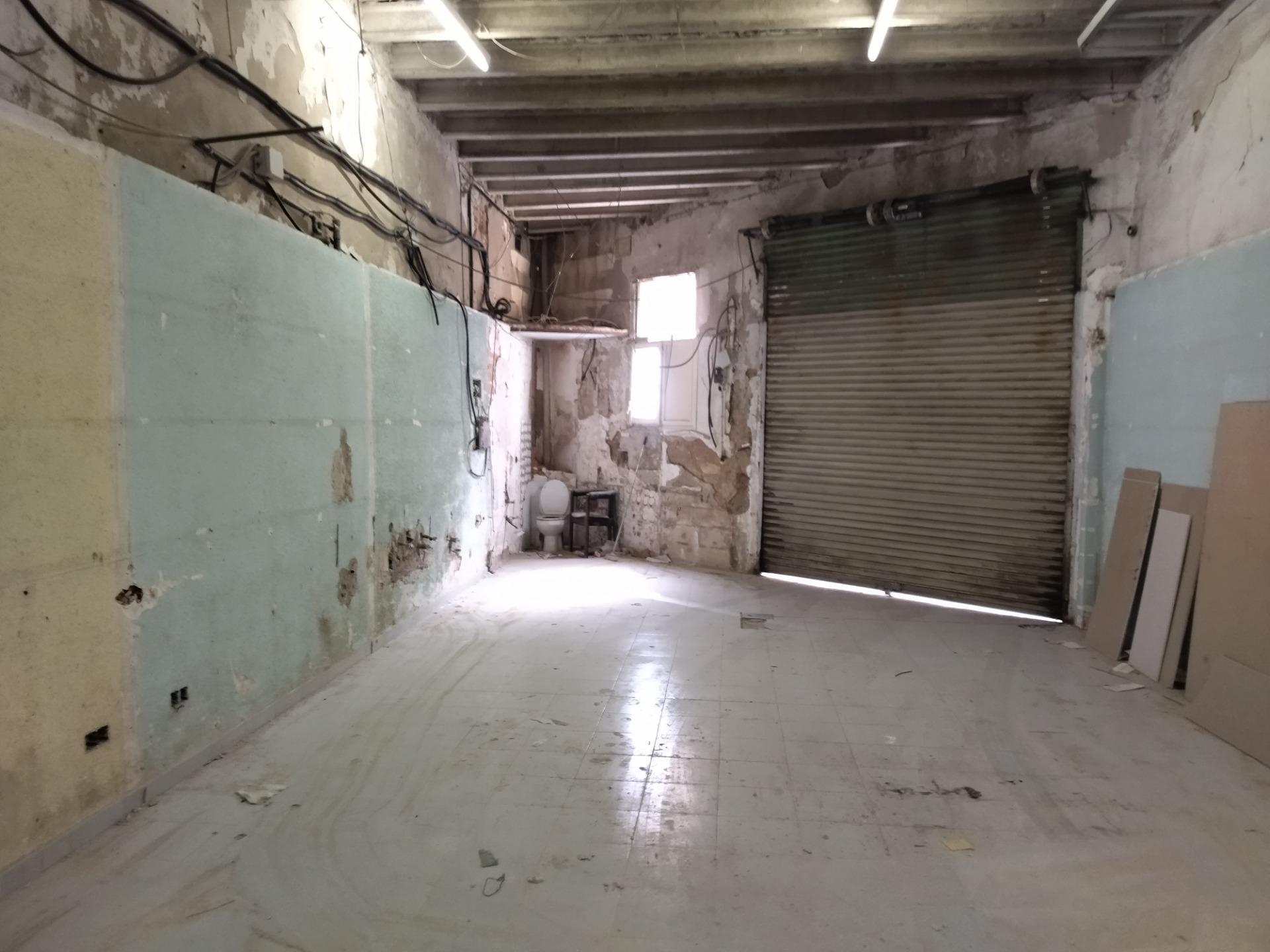 Commerce de détail dans Igualada, Barcelona à louer Photo du bâtiment- Image 1 de 3