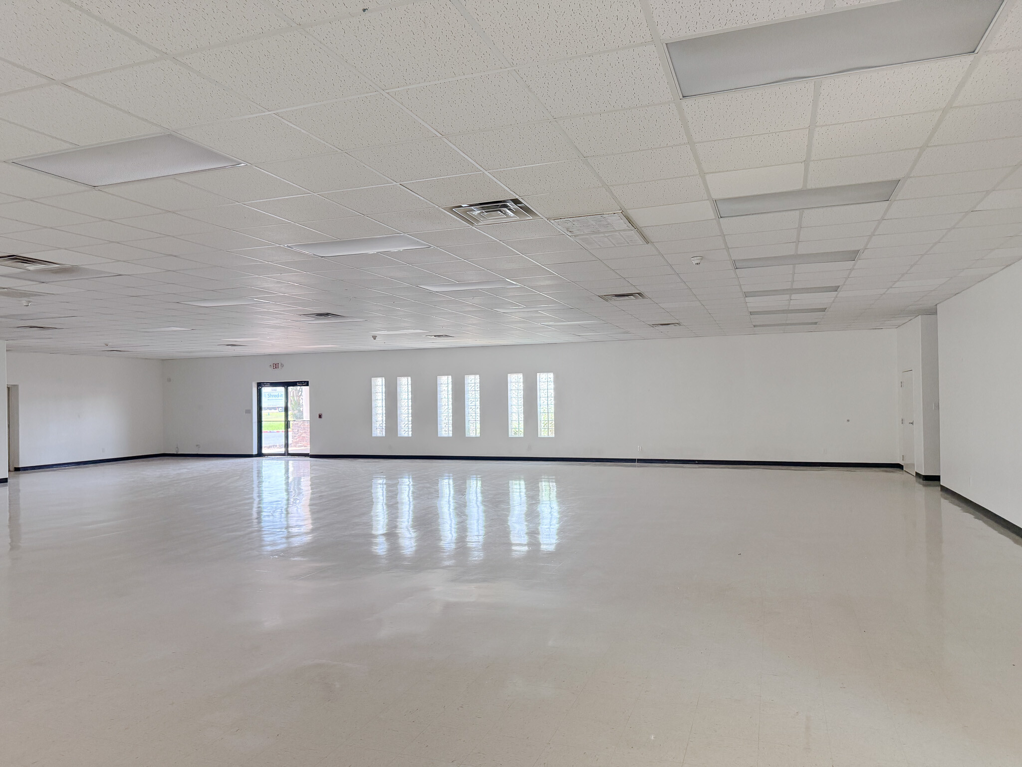 909 Business Park Dr, Mission, TX à louer Photo intérieure- Image 1 de 5