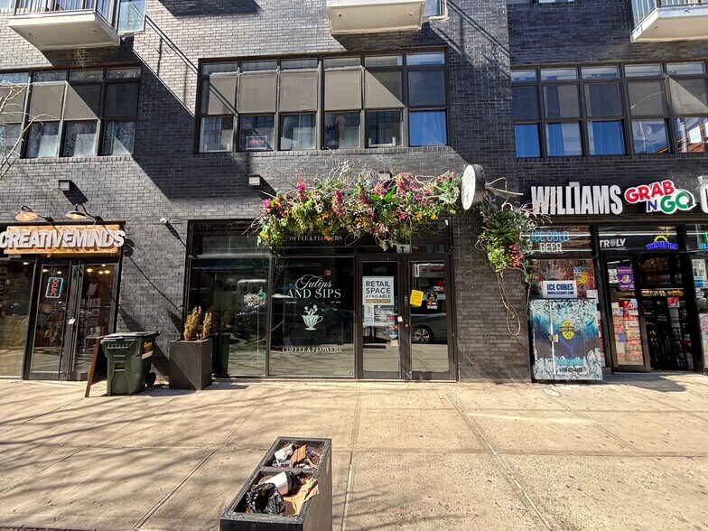 364 Bedford Ave, Brooklyn, NY à louer - Photo du bâtiment - Image 1 de 8
