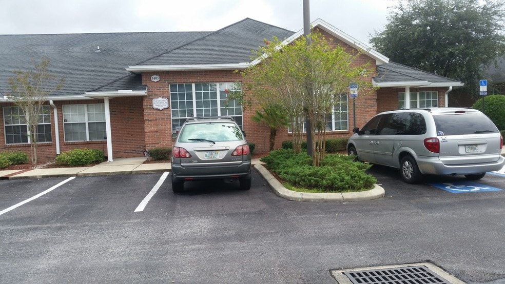 6817 Southpoint Pky, Jacksonville, FL for sale - Building Photo - Image 2 of 15
