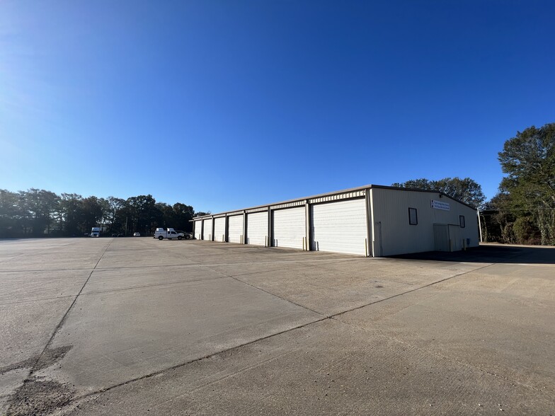 702 N Eason Blvd, Tupelo, MS for sale - Primary Photo - Image 1 of 1