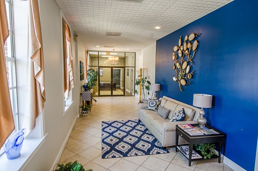 22 W Monument Ave, Kissimmee, FL à louer - Hall d’entrée - Image 3 de 28