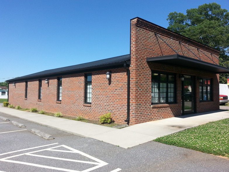 601 E Main St, Maiden, NC for sale - Building Photo - Image 1 of 1