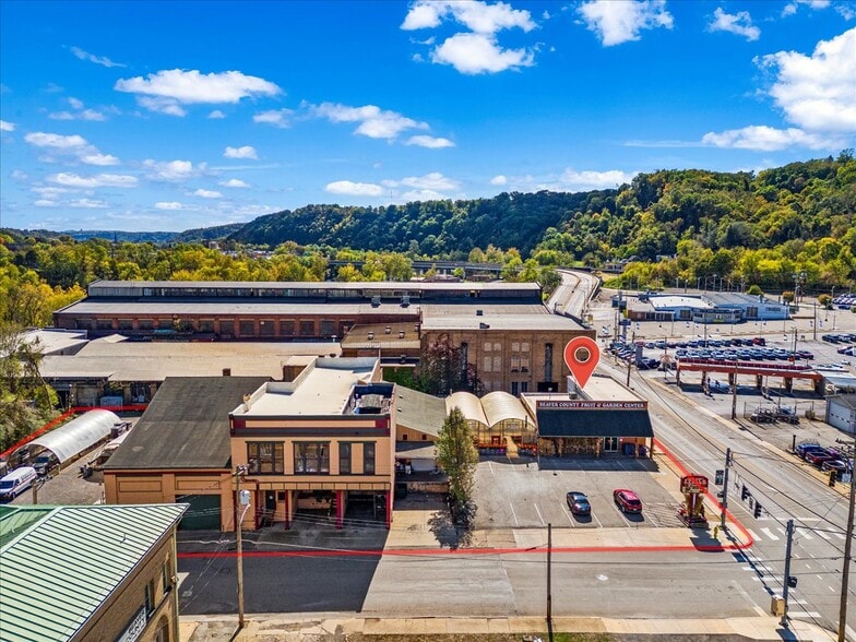 414 7th Ave, Beaver Falls, PA à louer - Photo du bâtiment - Image 3 de 16