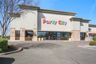 N Tegner Rd, Turlock, CA à louer Photo du bâtiment- Image 2 de 25