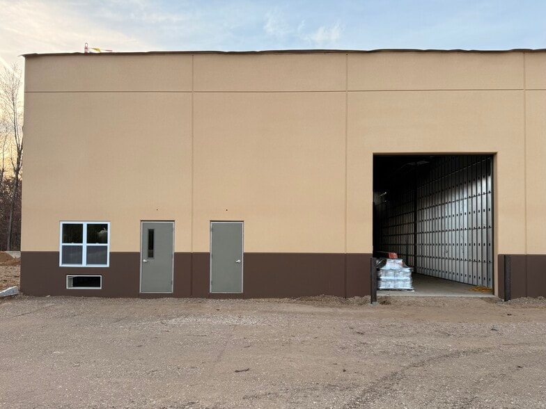 7 Union Hill Rd, Manalapan Township, NJ for lease - Building Photo - Image 1 of 10