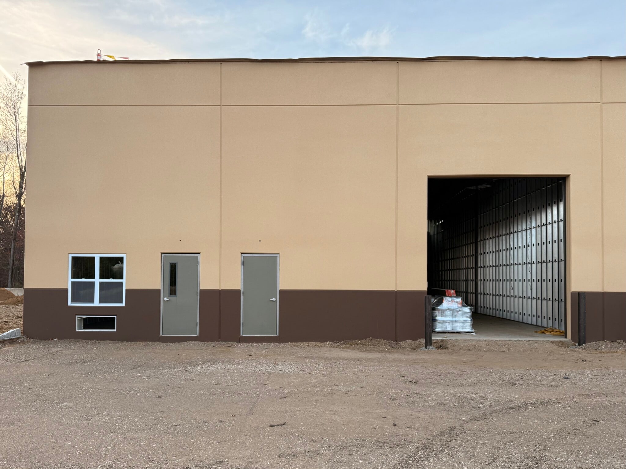 7 Union Hill Rd, Manalapan Township, NJ for lease Building Photo- Image 1 of 11