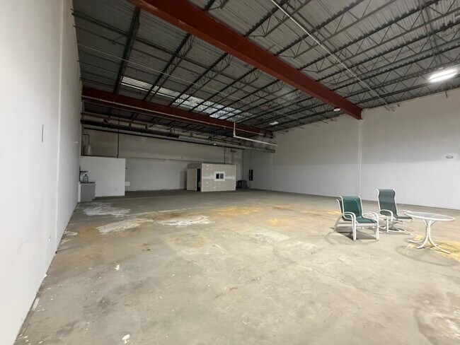 Plus de détails pour 128 Elm Plz, Waterville, ME - Industriel à louer