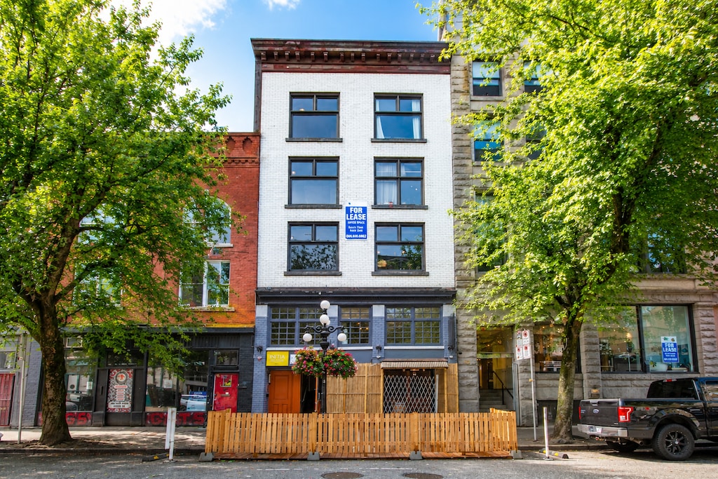 52 Powell St, Vancouver, BC for lease Building Photo- Image 1 of 5