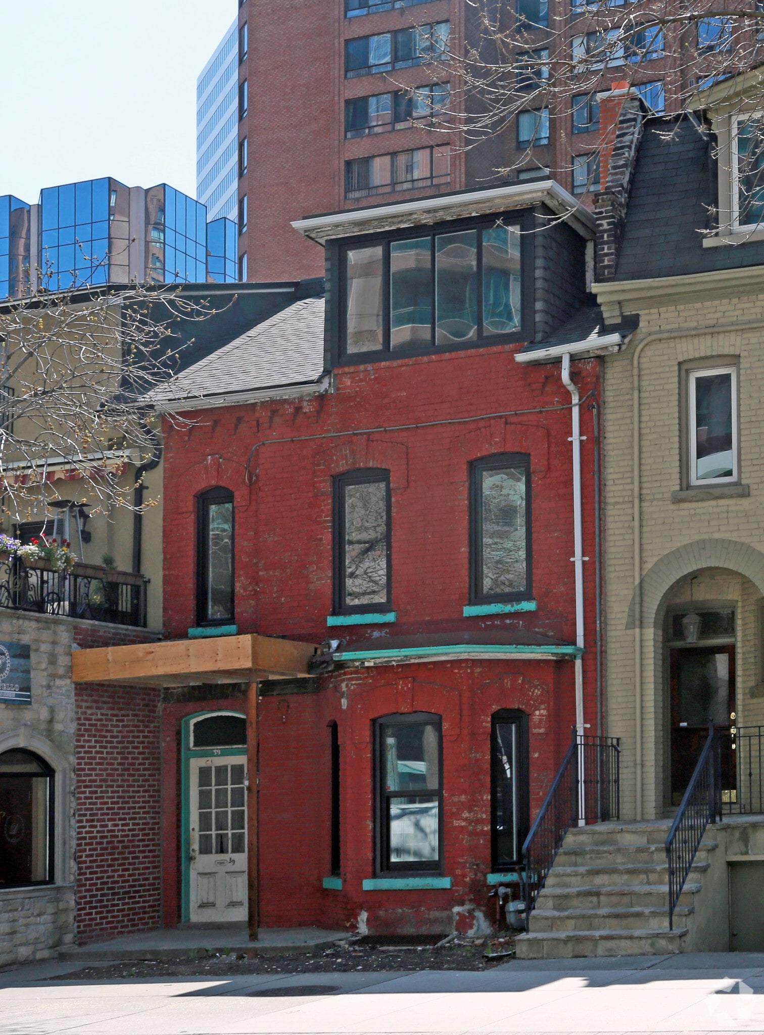 39 Elm St, Toronto, ON for sale Building Photo- Image 1 of 8