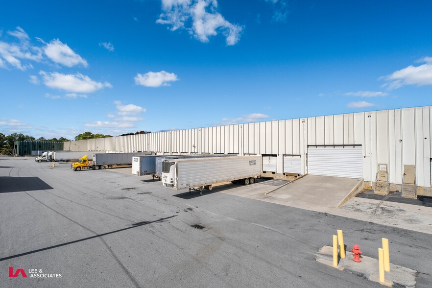 4099 Old Dixie Hwy, Hapeville, GA for lease - Building Photo - Image 3 of 7