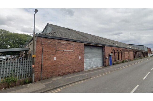 Plus de détails pour 2 Village Walk, Wednesbury - Industriel à louer