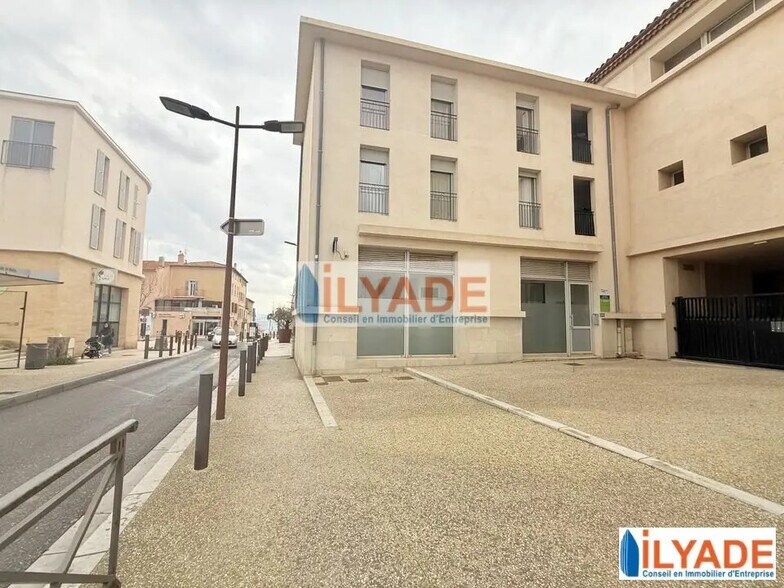 153 Boulevard Jean Jaures, La Ciotat à louer - Photo du bâtiment - Image 1 de 12