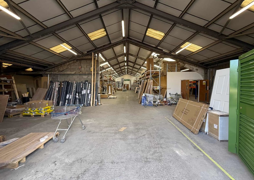 Station Rd, Ludlow for sale - Interior Photo - Image 2 of 2
