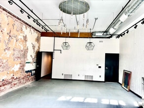 208 SW 10th Ave, Amarillo, TX for lease Interior Photo- Image 1 of 5