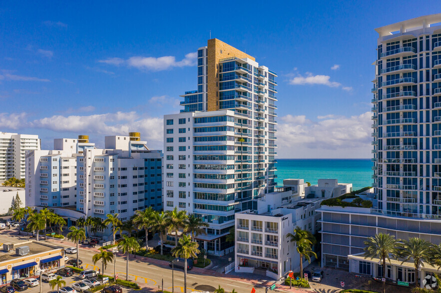 6551 Collins Ave, Miami Beach, FL à vendre - Photo principale - Image 1 de 1