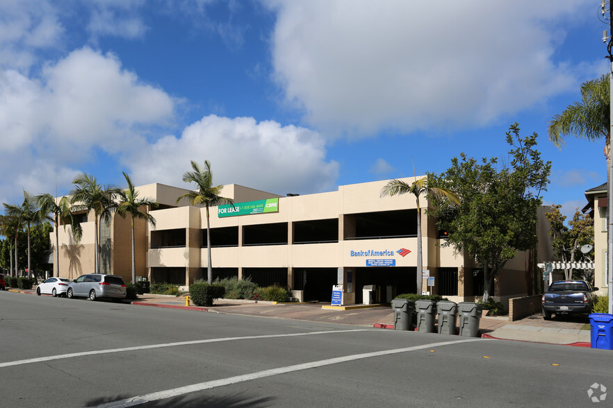 1199 Orange Ave, Coronado, CA à louer - Photo du bâtiment - Image 3 de 4