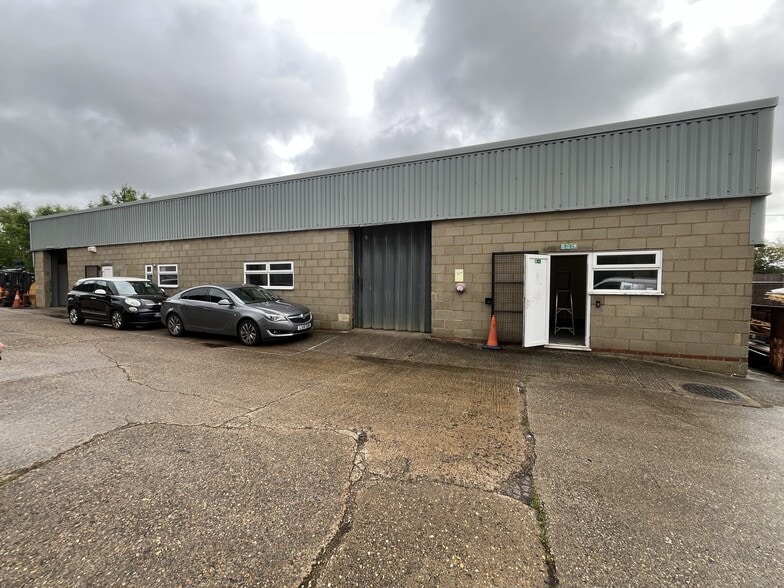 Warren Wood Industrial Estate, Stapleford for lease - Building Photo - Image 2 of 2