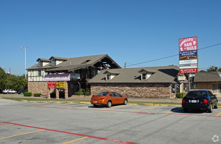 229 E Belt Line Rd, DeSoto, TX à louer - Photo du bâtiment - Image 3 de 10