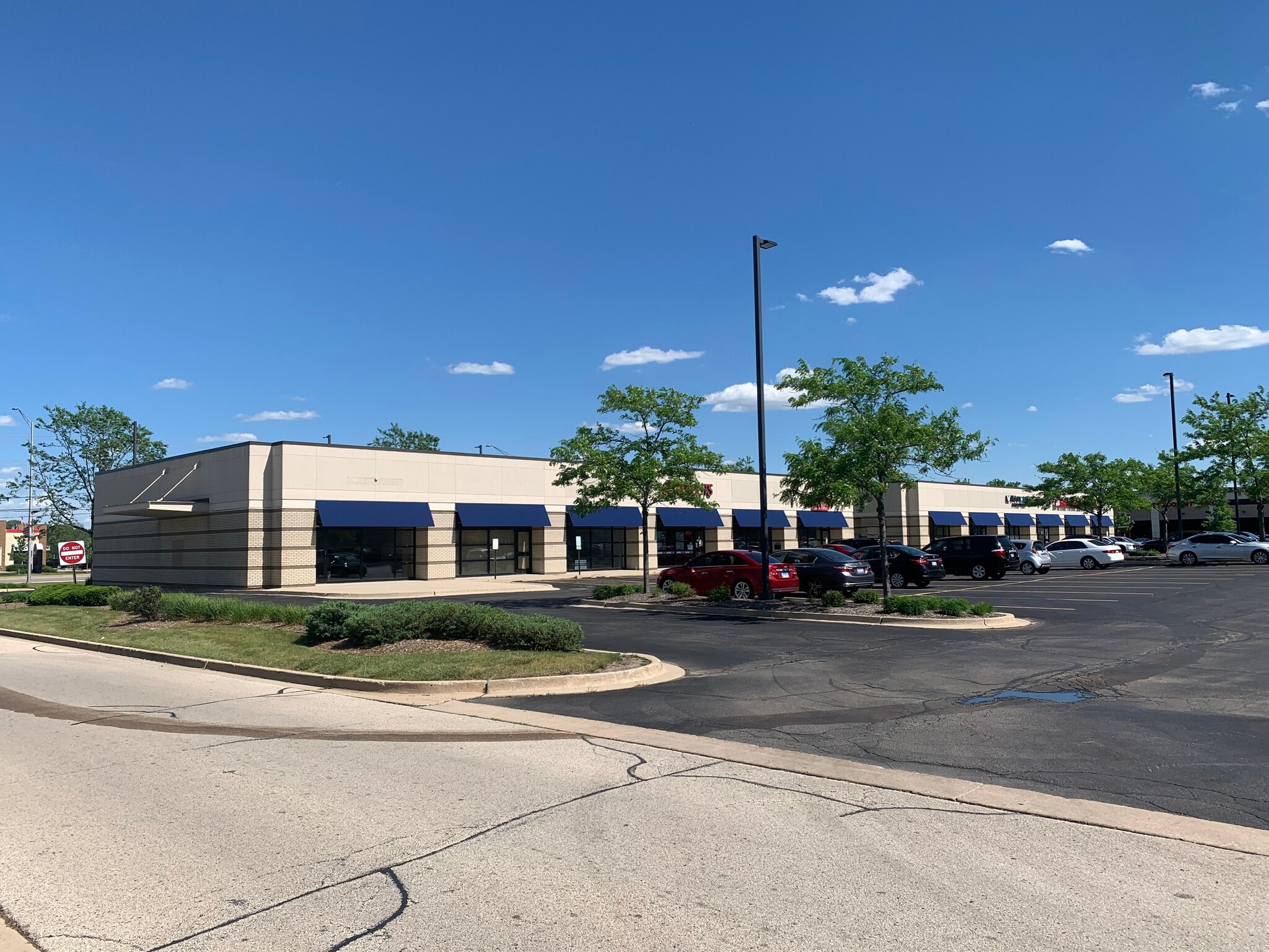 2158-2168 N Randall Rd, Carpentersville, IL for lease Interior Photo- Image 1 of 2