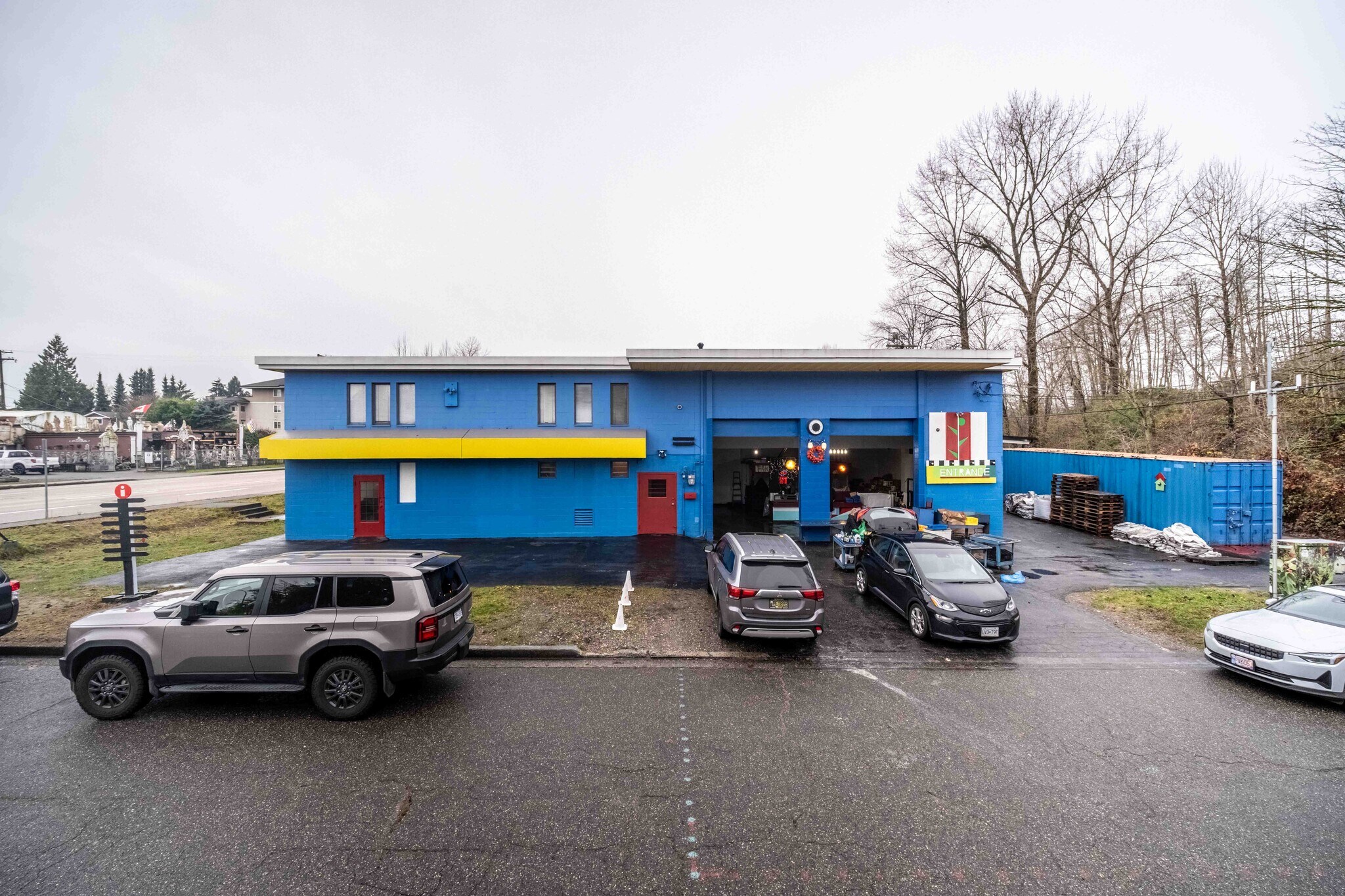 6893 Hastings St, Burnaby, BC for lease Building Photo- Image 1 of 17