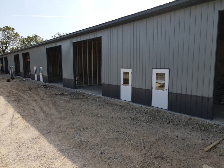 2619 Hamilton St, Manitowoc, WI for lease - Building Photo - Image 3 of 8