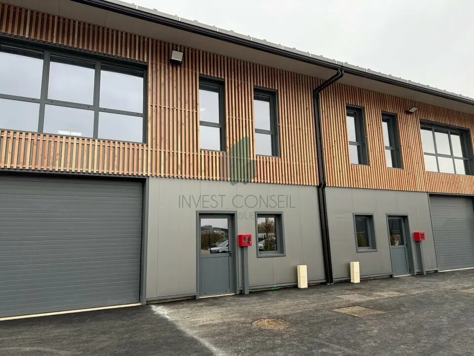 Flex in Ennery for lease Building Photo- Image 1 of 12