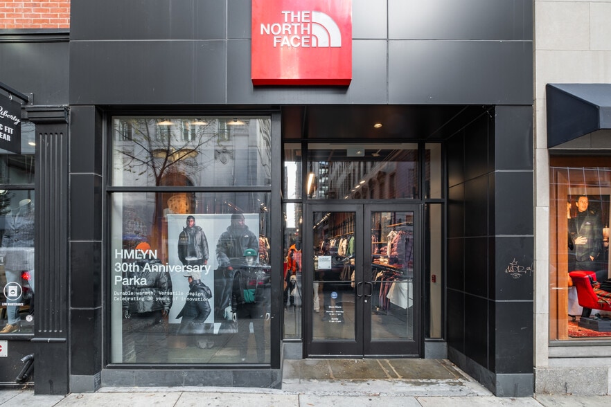 1515 Walnut St, Philadelphia, PA for lease - Building Photo - Image 2 of 14