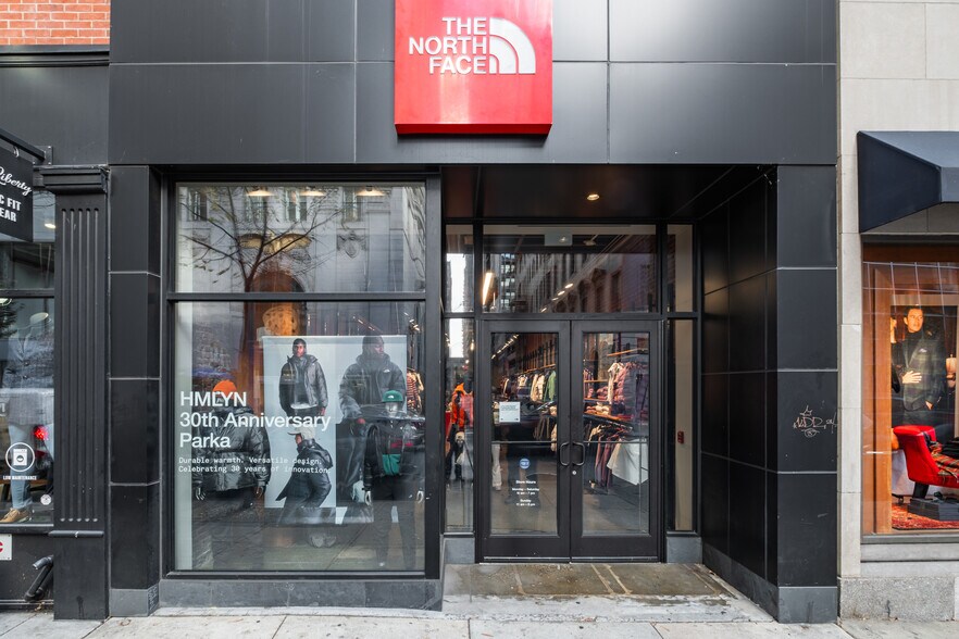 1515 Walnut St, Philadelphia, PA à louer - Photo du bâtiment - Image 2 de 14