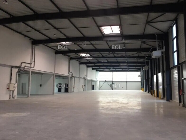 Flex in Bonneuil-sur-Marne for lease - Interior Photo - Image 1 of 3