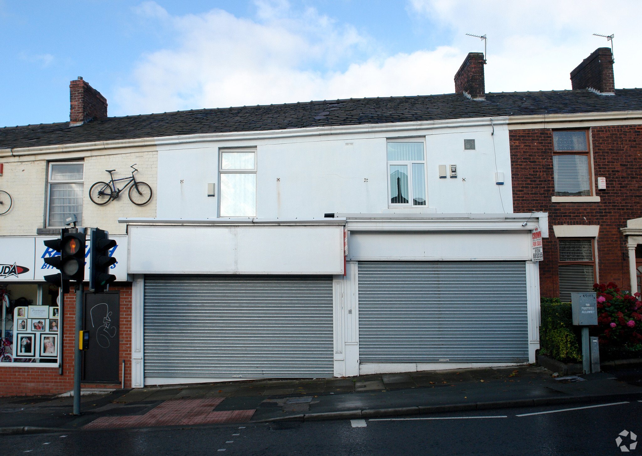 170-172 Bolton Rd, Blackburn for lease Building Photo- Image 1 of 2