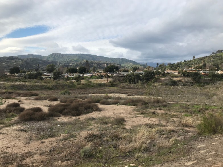 1804 School Canyon Rd, Ventura, CA à vendre - Photo du bâtiment - Image 3 de 5