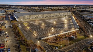 Plus de détails pour 125 New South Rd, Hicksville, NY - Industriel à louer