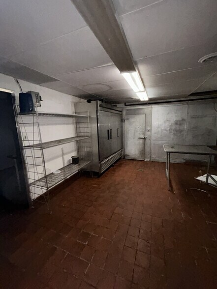 6190 Broadway, Merrillville, IN à vendre - Photo intérieure - Image 3 de 6