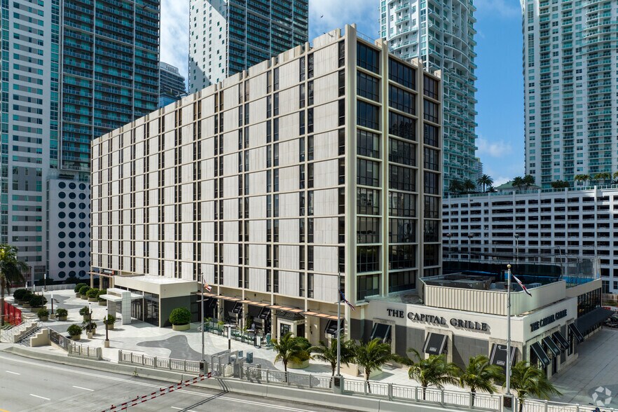 444 brickell Ave, Miami, FL à louer - Photo du bâtiment - Image 2 de 8