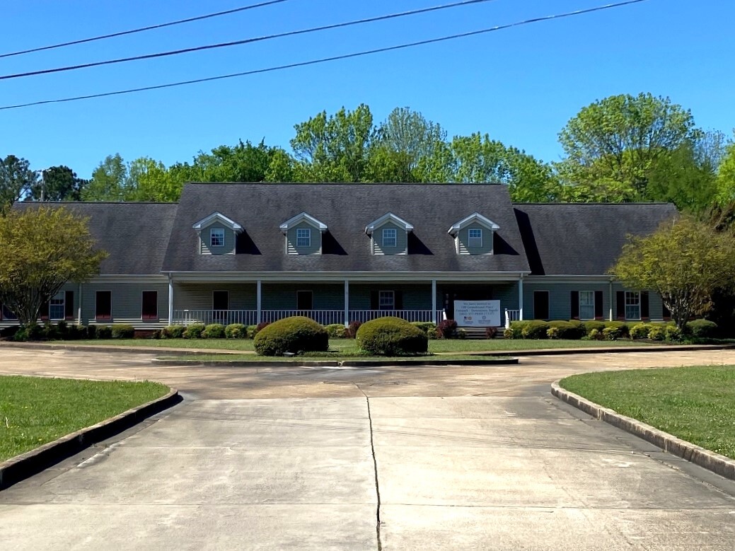 1573 Medical Park Cir, Tupelo, MS for sale Primary Photo- Image 1 of 1