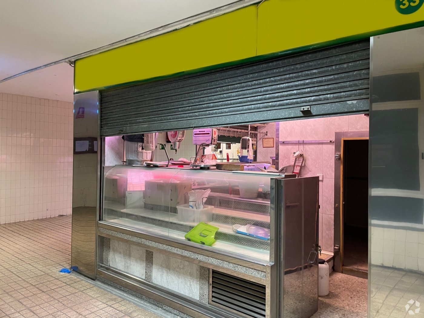 Retail in Valdemoro, Madrid for lease Interior Photo- Image 1 of 2