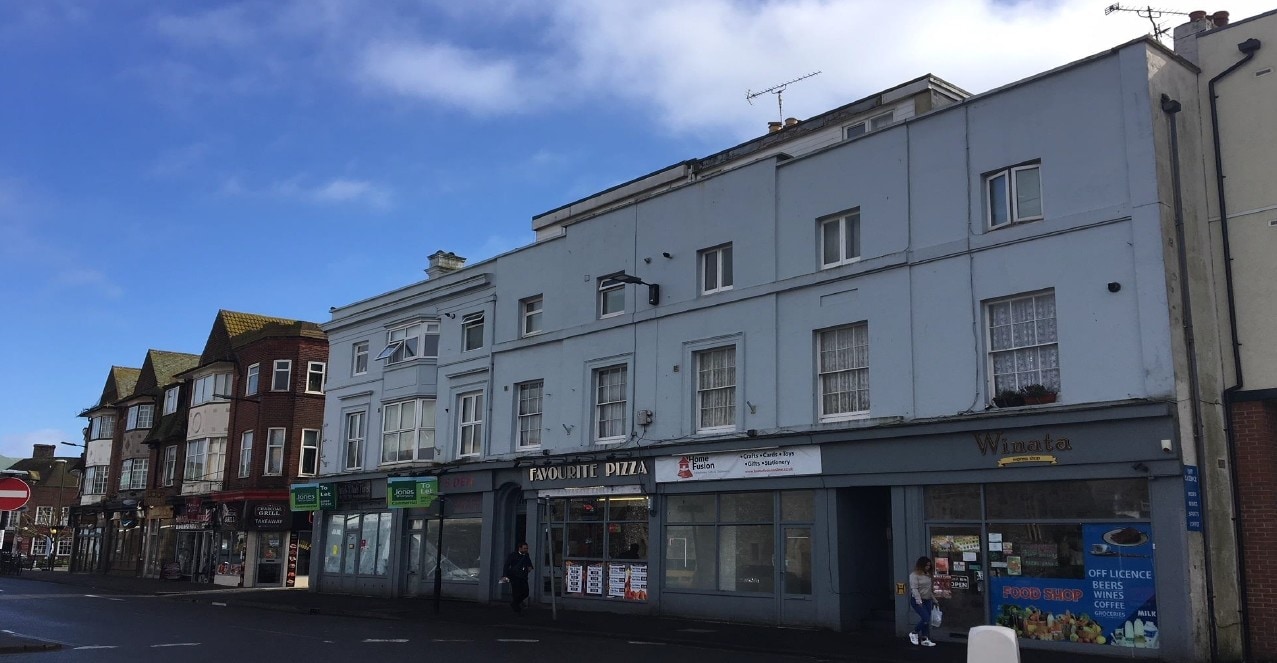 12 High St, Littlehampton for lease Primary Photo- Image 1 of 2