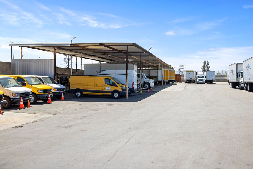 9920 Arlington Ave, Riverside, CA à vendre - Photo du bâtiment - Image 3 de 13